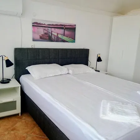 Rosen Къща за гости 3*